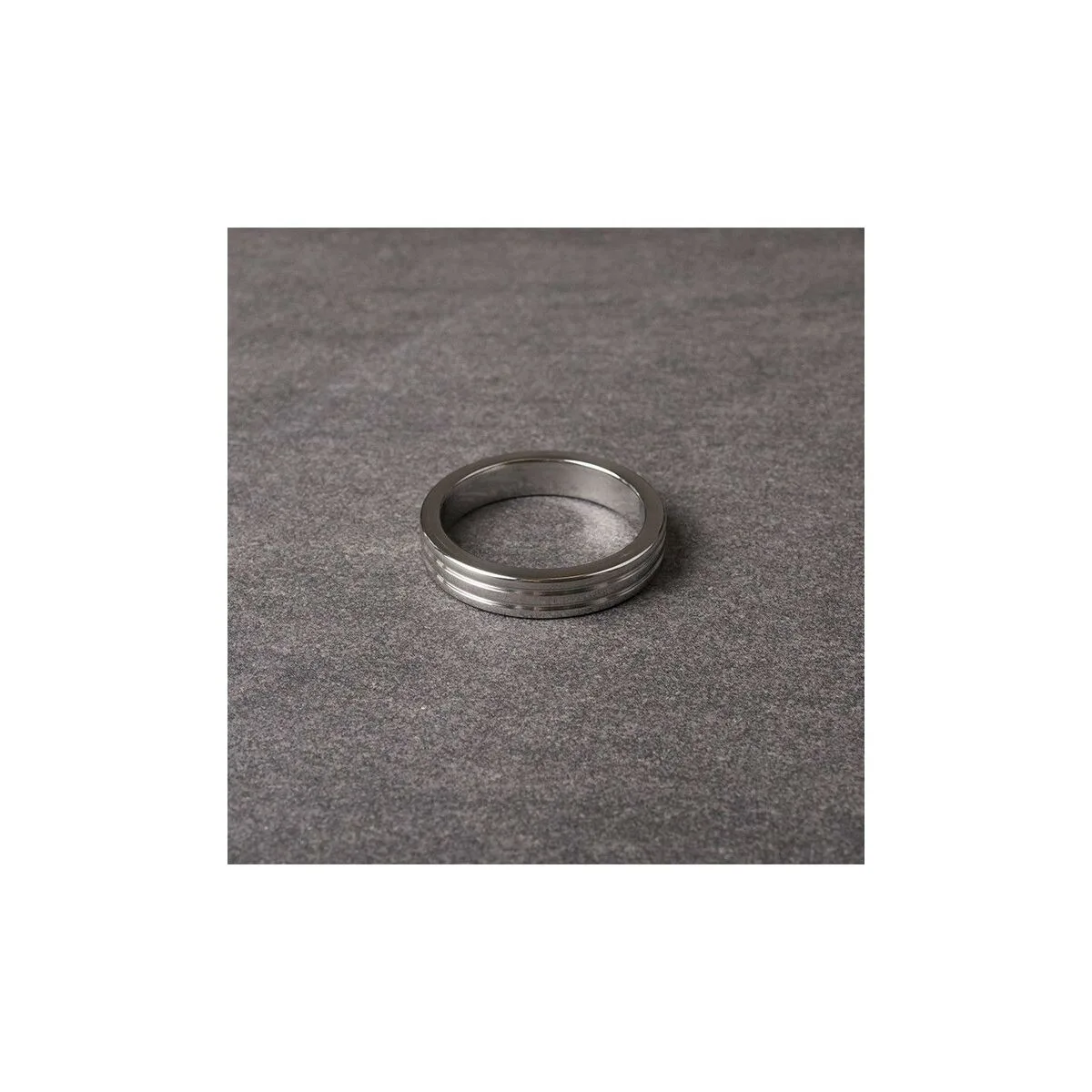 Anneau penis kiotos acier 45 mm m040373137. Diaytar s'adresse aux esprits modernes en quête de produits qui allient performance technologique et design épuré