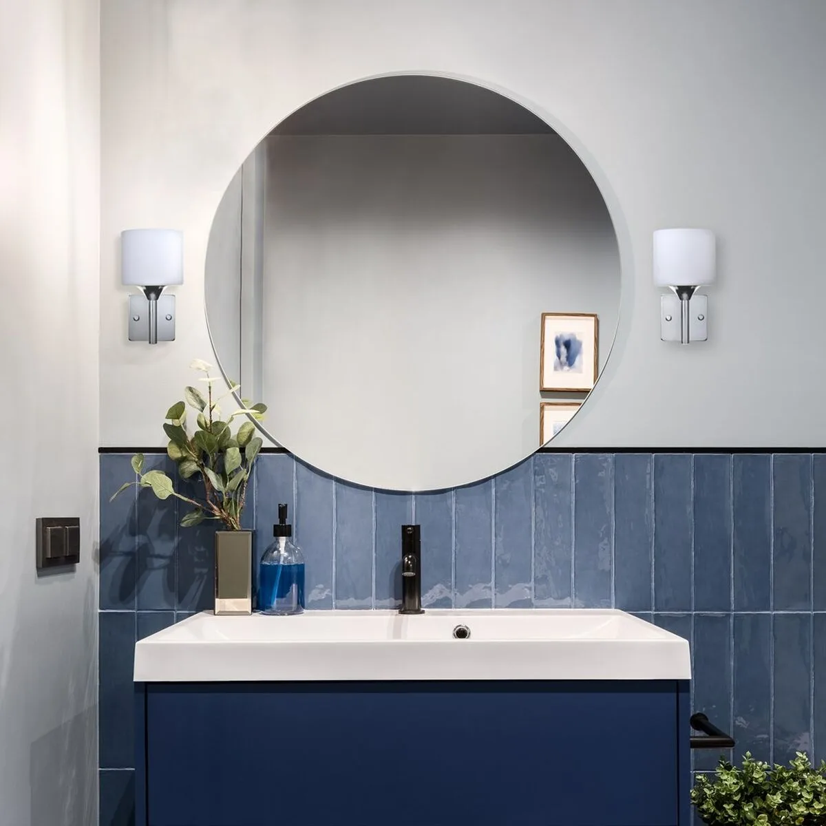 Applique murale activejet aje mira 1p blanc argente metal 40 w 23 x 21 5 x 11 5 cm 1 piece s912163564. Oubliez tout ce que vous savez sur le e-commerce. Diaytar réécrit les règles avec une offre audacieuse et éclectique.