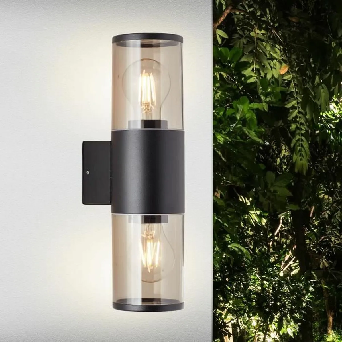 Applique murale brilliant sergioro noir 20 w s719003622. Diaytar, le nom qui garantit que chaque produit, du plus technologique au plus basique, a été choisi avec goût et exigence