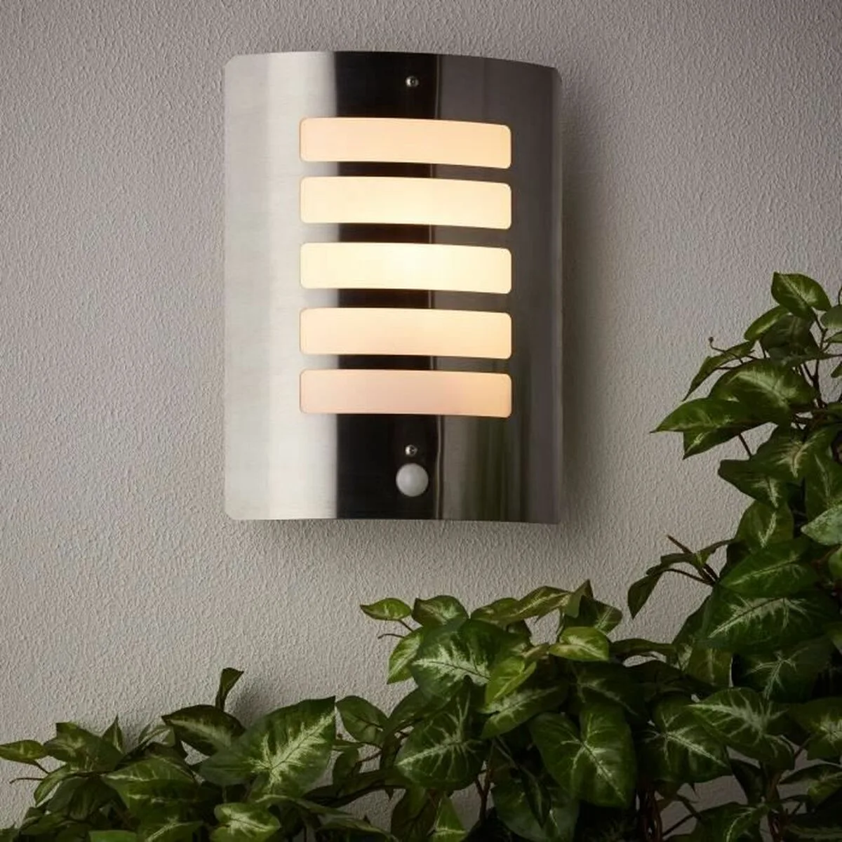 Applique murale brilliant todd argente metal 60 w e27 s719412210. Diaytar, c'est votre éditeur de vie. Nous sélectionnons les produits qui deviendront les chapitres essentiels de votre quotidien.