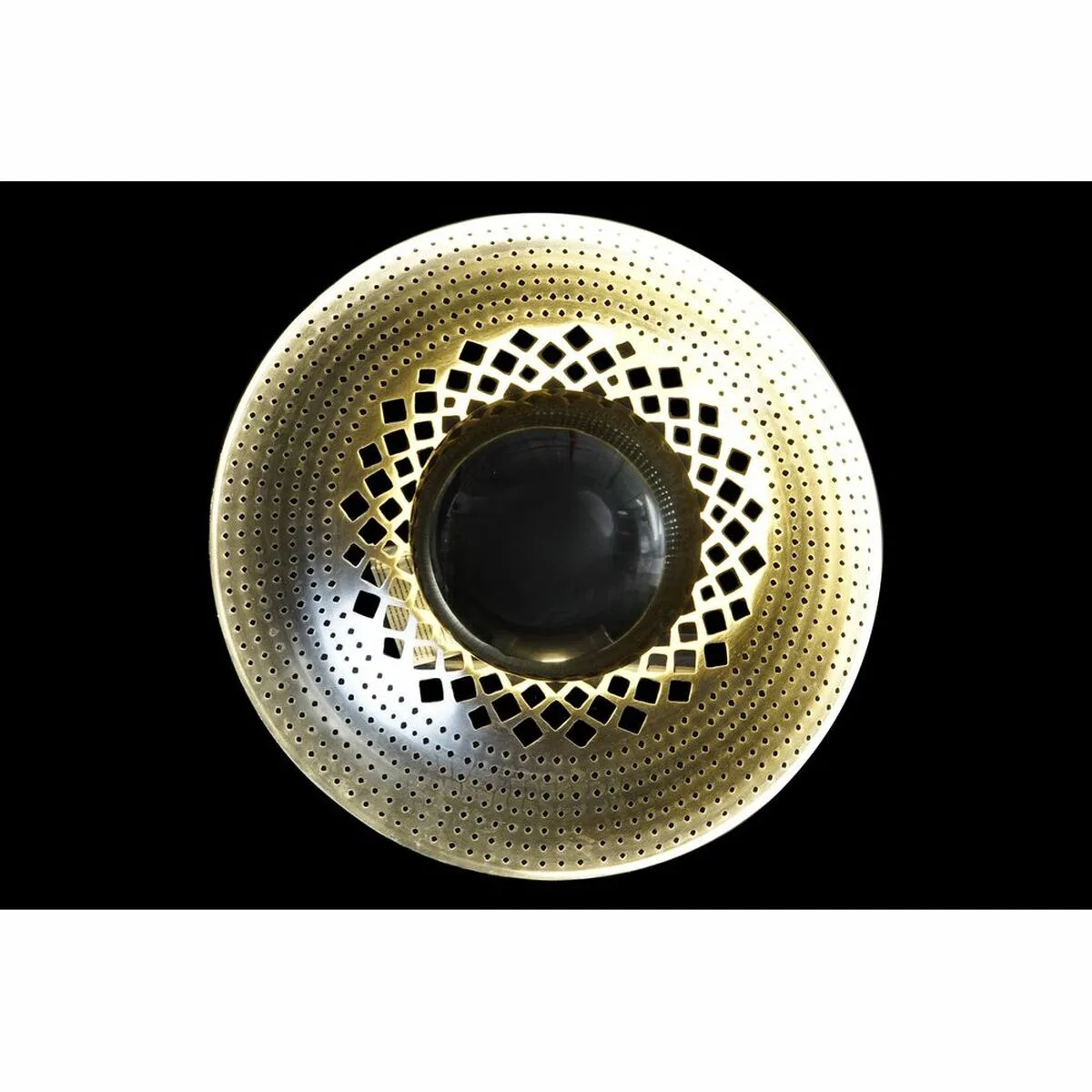 Applique murale dkd home decor dore metal 40 w indien 220 v 40 x 40 x 15 cm s303140947. Diaytar a bâti sa réputation sur un mélange parfait entre produits technologiques innovants et articles généraux de qualité supérieure