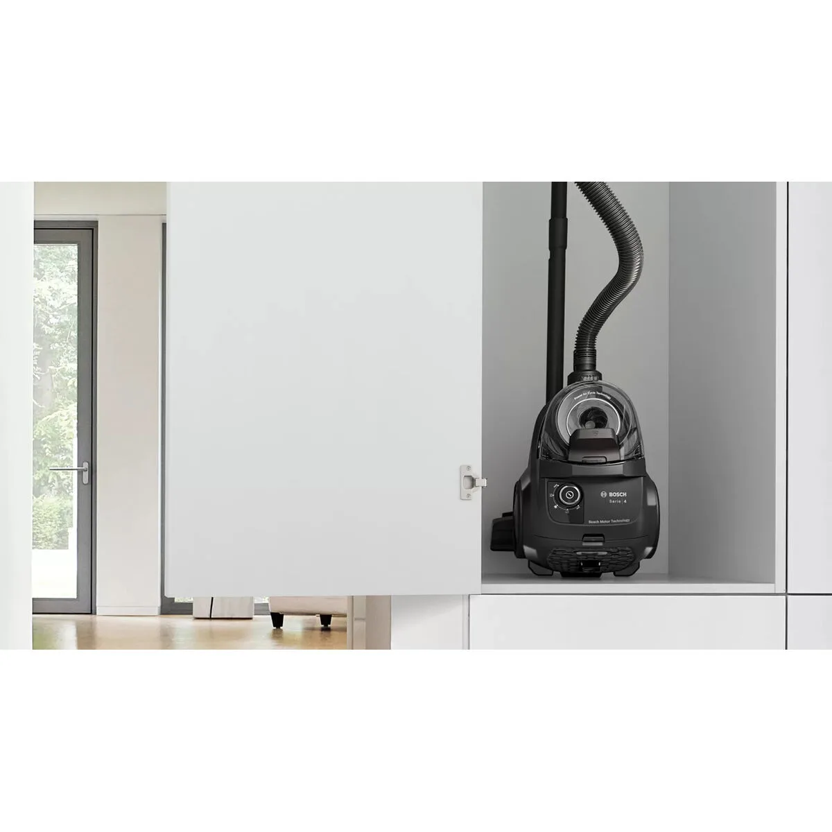 Aspirateur balai bosch bgc21x200 2 l 550 w s760645681. Diaytar : Votre guide shopping pour une sélection exigeante de produits tendance, technologiques et domestiques