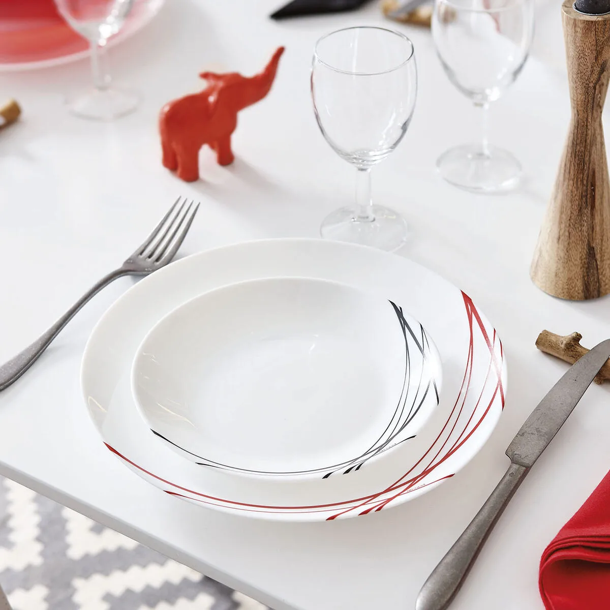Assiette a dessert arcopal domitille bicolore verre o 18 cm 12 unites s270769294. Diaytar, c'est le cercle vertueux : des produits de qualité qui améliorent votre vie, qui vous rendent heureux, alors vous revenez.
