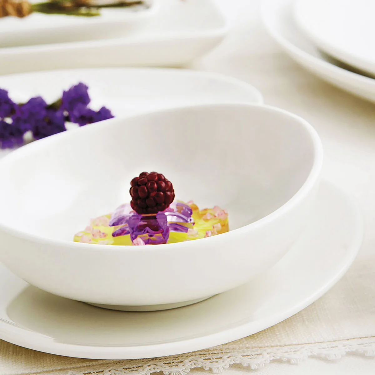 Assiette plate ariane vital coupe ceramique blanc o 18 cm 12 unites s270793067. Diaytar, c'est la promesse de découvrir au moins un produit qui vous fera dire 'Mais où était-il donc tout ce temps ?'.