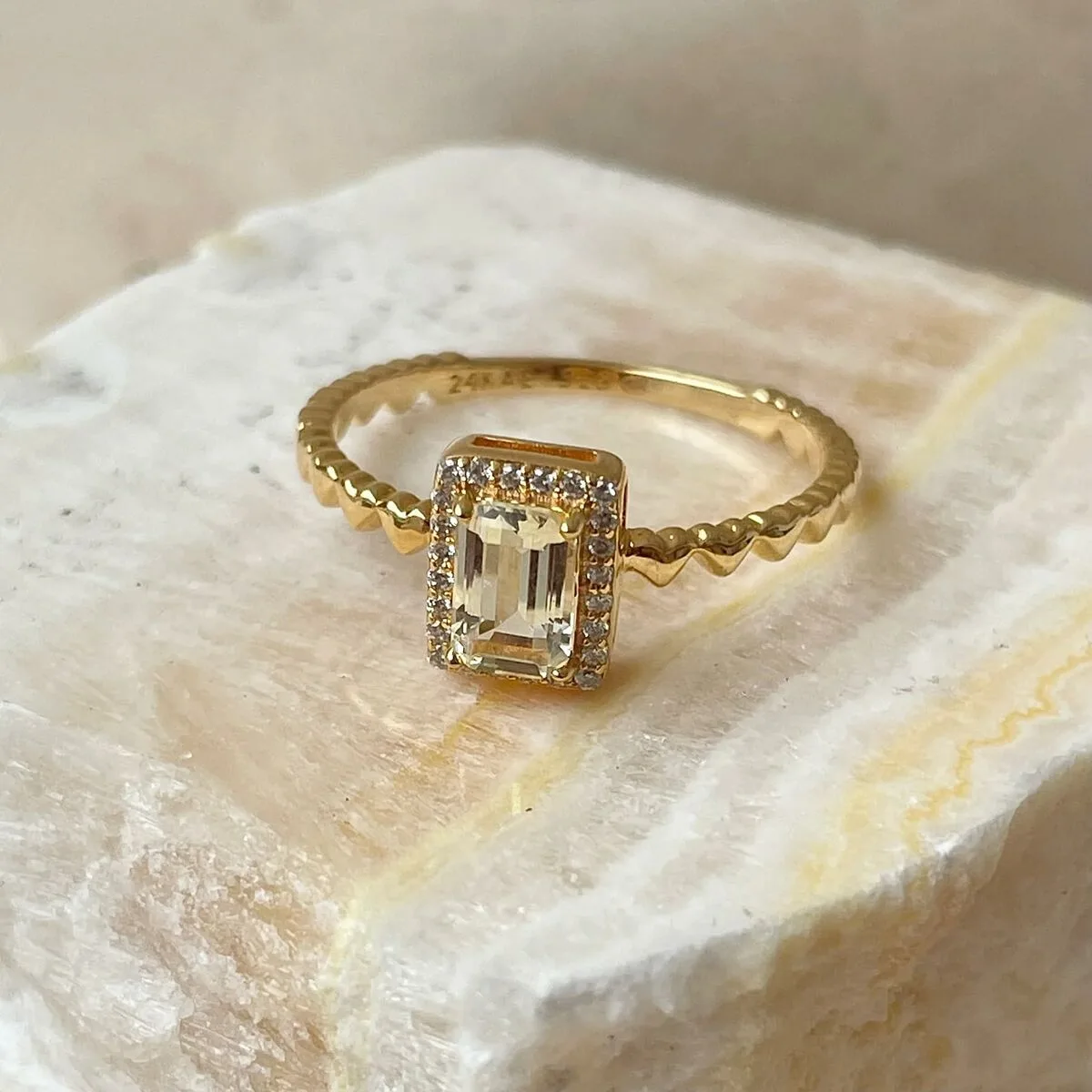 Bague femme 24kae 12472s 60 s7211343394. Diaytar, une boutique en ligne qui défie les catégories traditionnelles en mêlant produits high-tech, maison et lifestyle avec brio