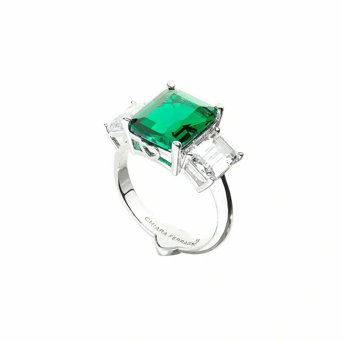 Bague femme chiara ferragni j19awj05012 12 s038899329. Diaytar, c'est la vitrine permanente des innovations produits qui vont faire parler d'elles dans les mois à venir.