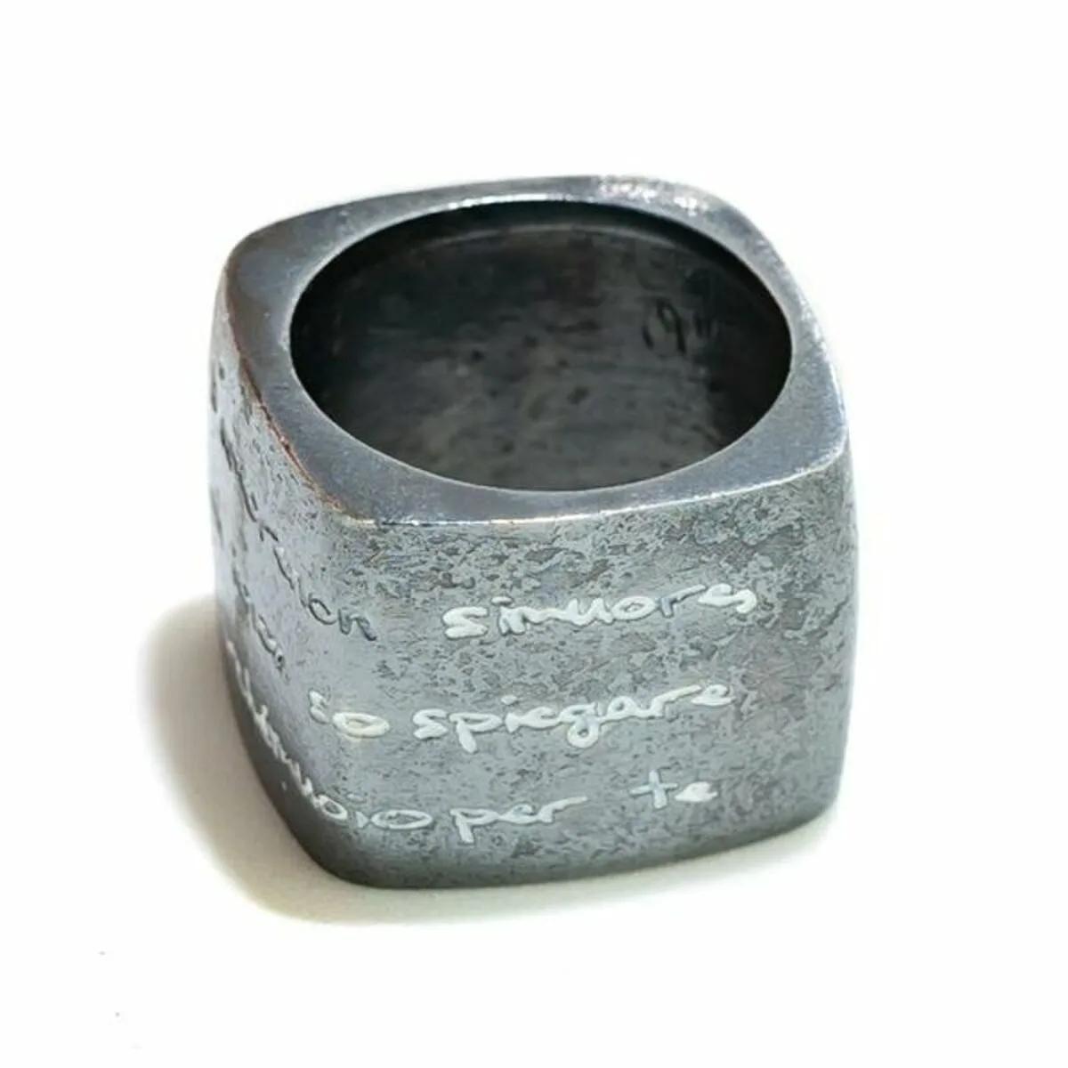Bague femme demaria dm6ta052 n14 14 s032768121. Diaytar, c'est la certitude de faire un choix judicieux. Chaque produit dans notre catalogue a passé nos tests exigeants.