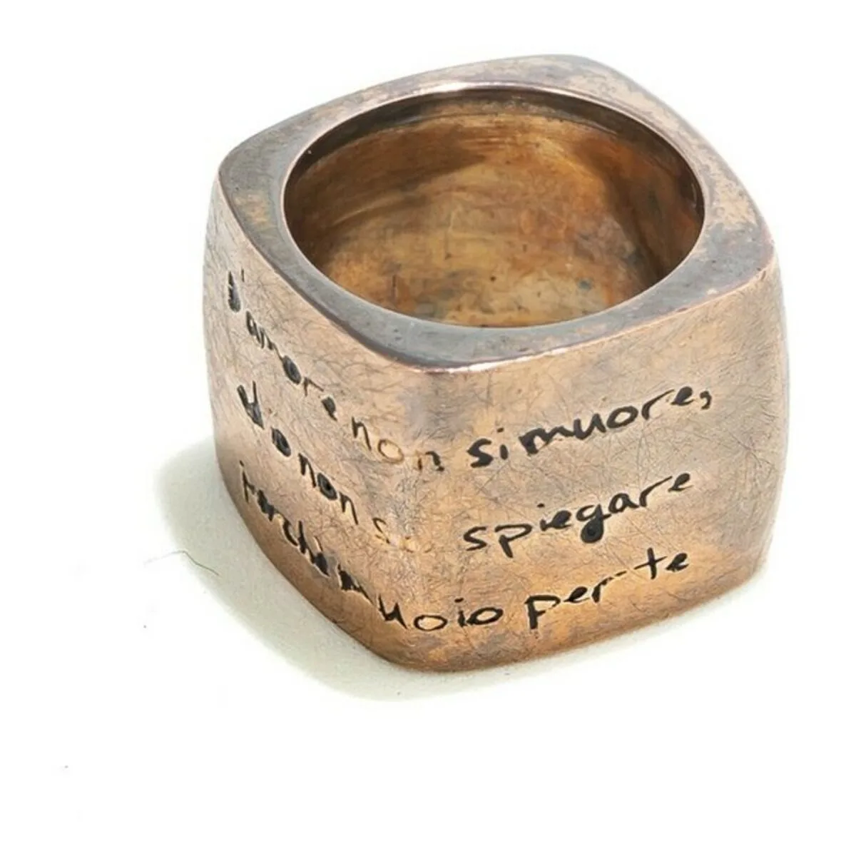 Bague femme demaria dm6ta052 r18 18 s032768357. Diaytar est le trait d'union entre le monde de la tech et celui du lifestyle, pour une expérience utilisateur sans faille.