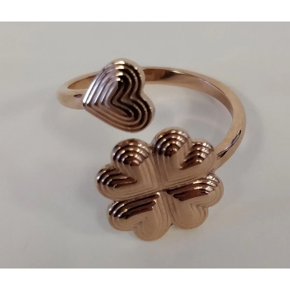Bague femme folli follie 1r19t004r s035524023. L'esprit Diaytar : une curiosité insatiable pour dénicher les produits généraux et électroniques qui feront demain