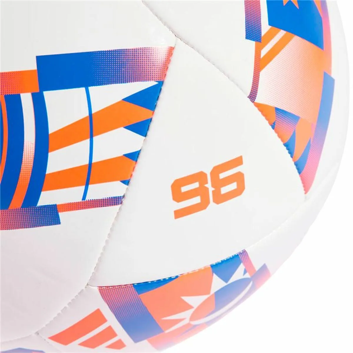 Ballon de football adidas 2024 mls club ball blanc taille 5 s6417704660. Votre vie, simplifiée et stylisée par Diaytar et sa collection de produits essentiels et innovants