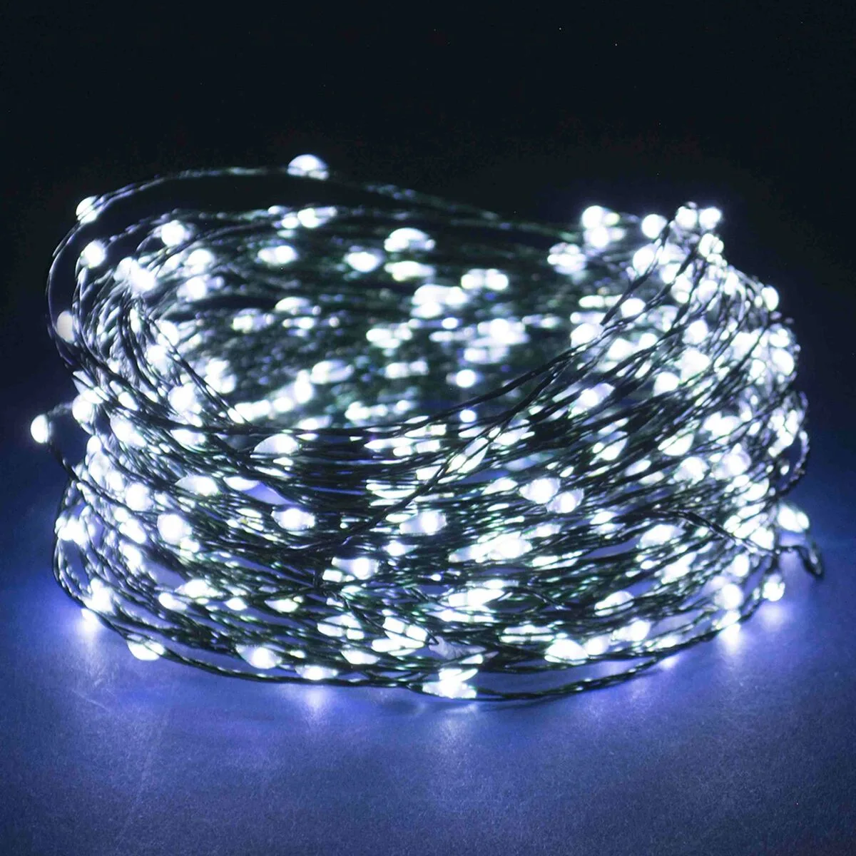 Bande lumineuse led blanc 12 w s880368786. Pour les esprits curieux et exigeants, Diaytar est la source intarissable de produits rares et ingénieux.