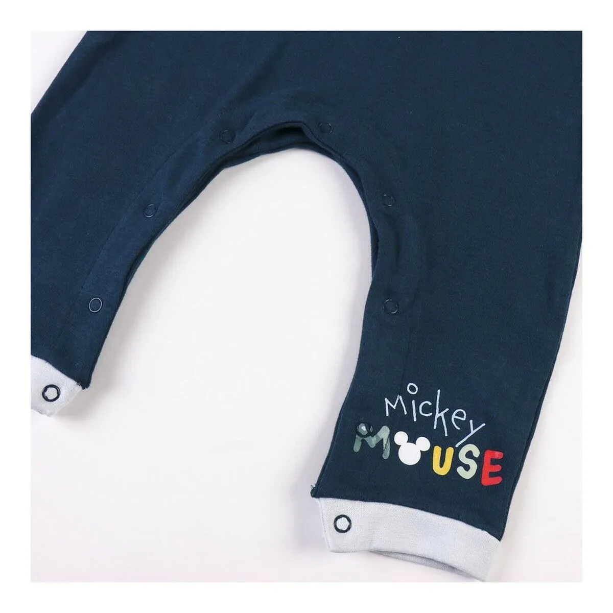 Barboteuse a manches longues pour bebe mickey mouse bleu s073204360. Révélez votre style avec la collection capsule Diaytar, limitée et exclusive.