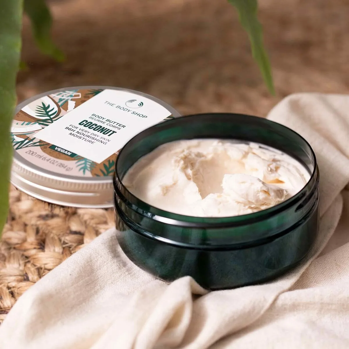 Beurre corporel the body shop coco 400 ml s0511784946. L'aventure Diaytar, c'est celle d'une équipe passionnée qui déniche pour vous les perles rares du marché généraliste