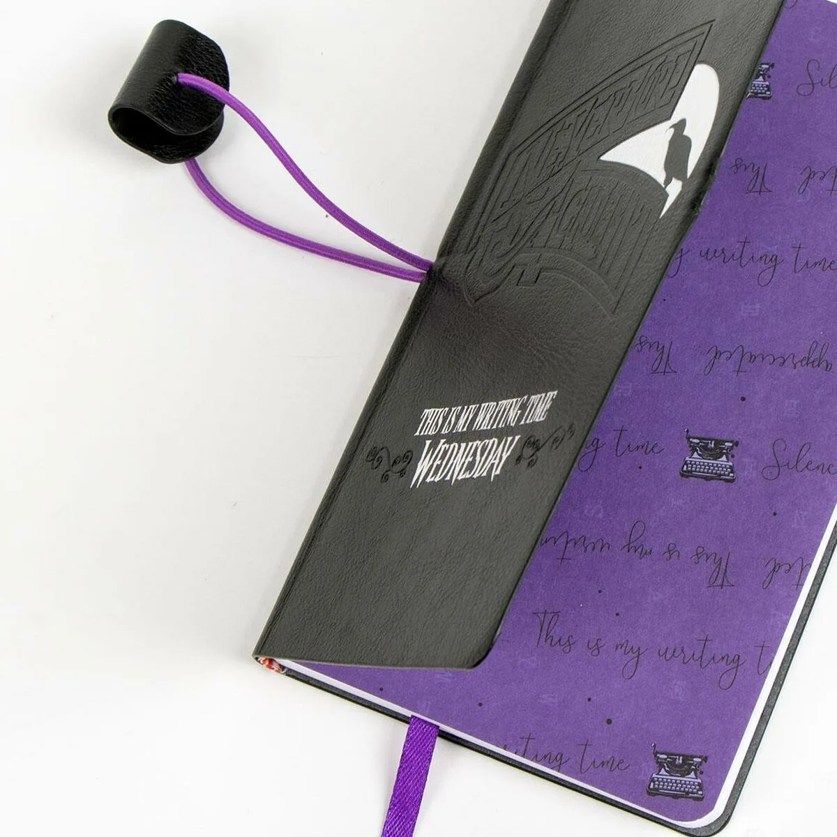Bloc de notes wednesday noir s074124149. Avec Diaytar, faites de chaque achat en ligne une découverte et de chaque produit un ajout valuable à votre univers