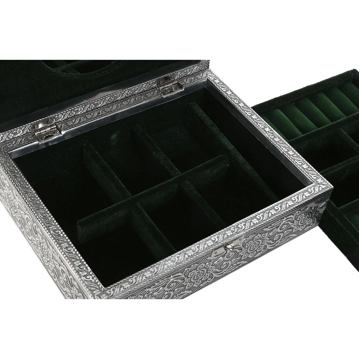 Boite a bijoux home esprit vert argente bois aluminium 22 5 x 17 5 x 7 6 cm s305556576. Explorez sans limite l'offre Diaytar : des milliers de produits pour satisfaire votre soif de nouveauté et de qualité