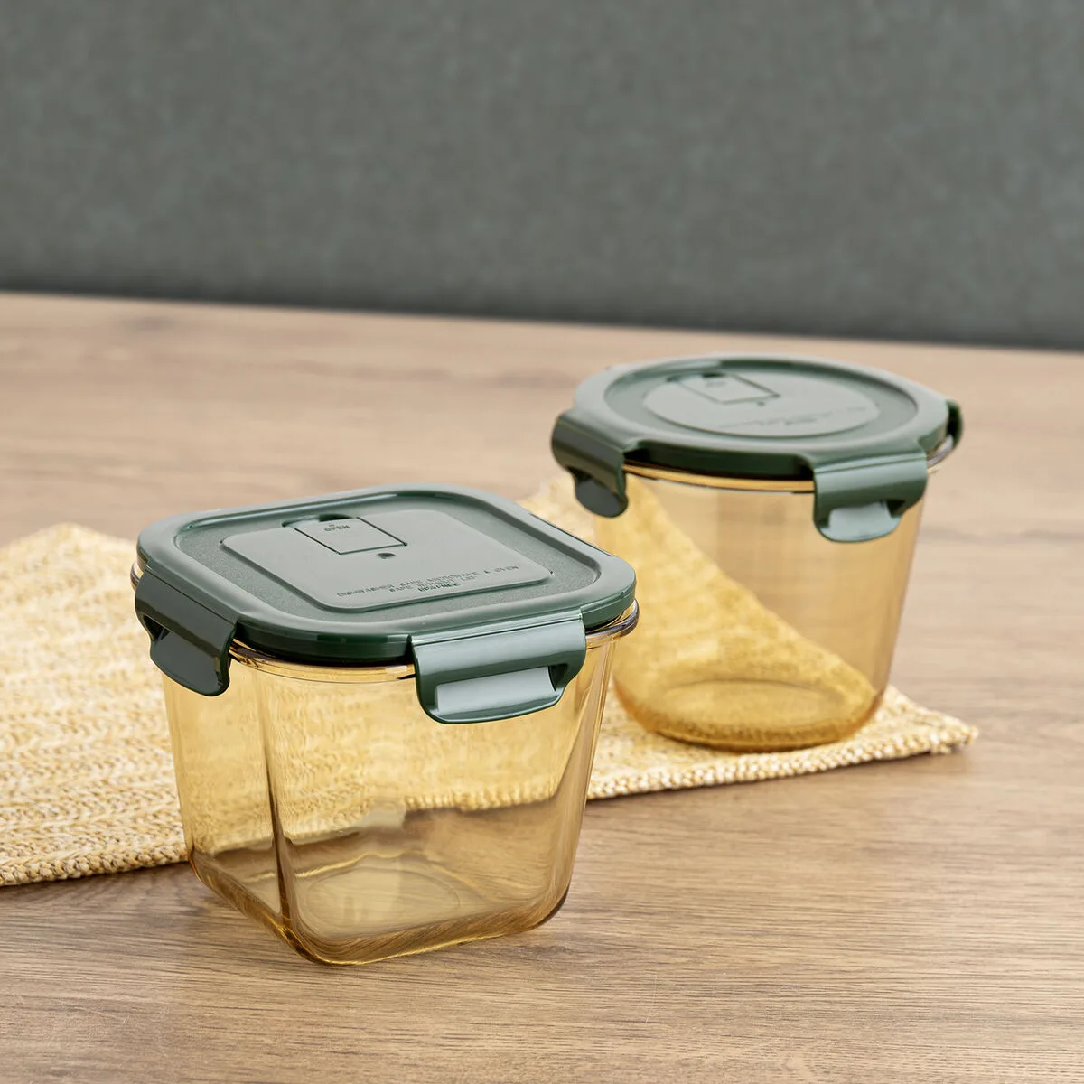 Boite a lunch hermetique bidasoa infinity carre 900 ml jaune verre 12 unites s271088868. Diaytar a fait de la variété son arme secrète : une offre généraliste si vaste que vous y trouverez forcément l'inimaginable