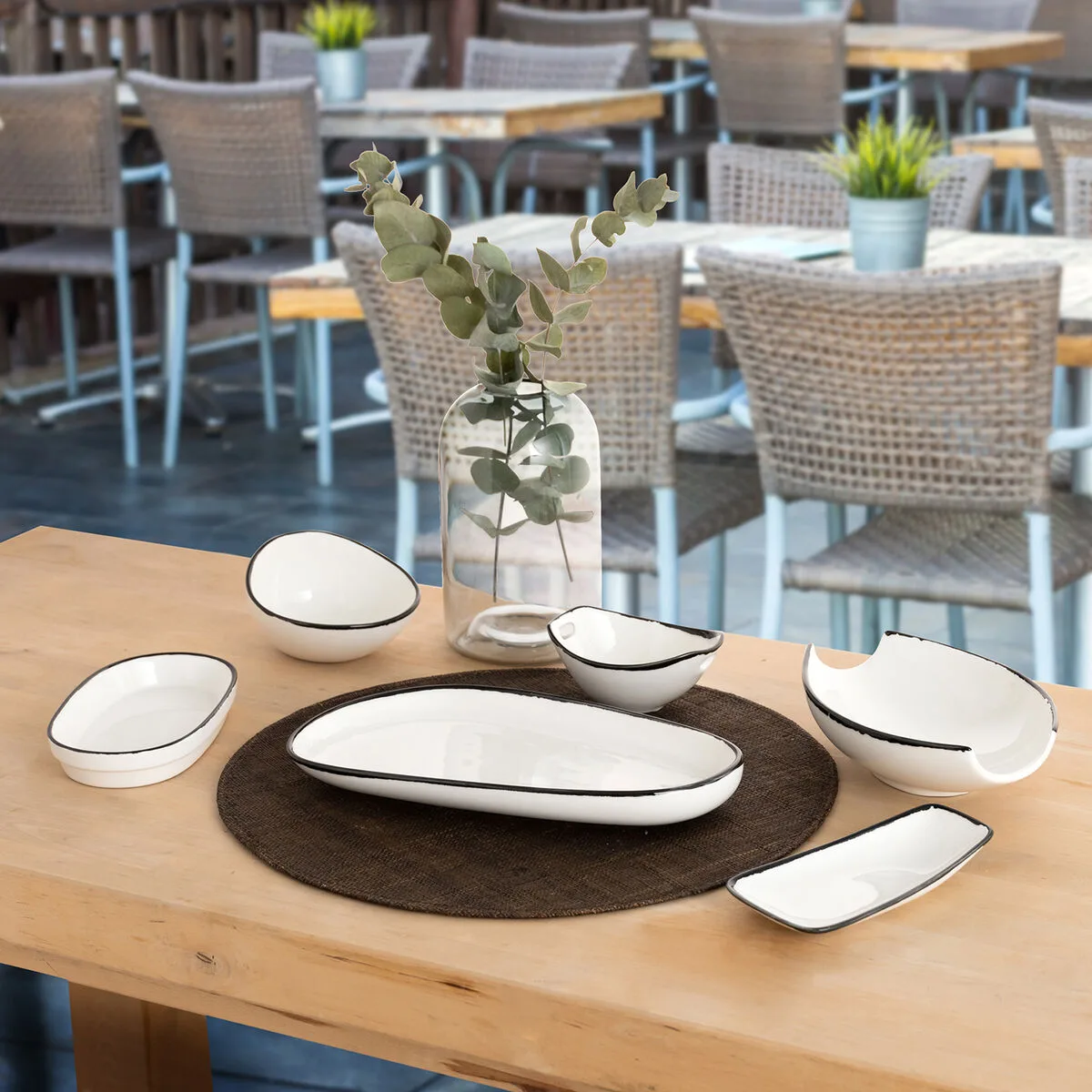 Bol ariane vital filo blanc noir ceramique 12 5 cm 8 unites s271152948. Révélez votre style avec la collection capsule Diaytar, limitée et exclusive.