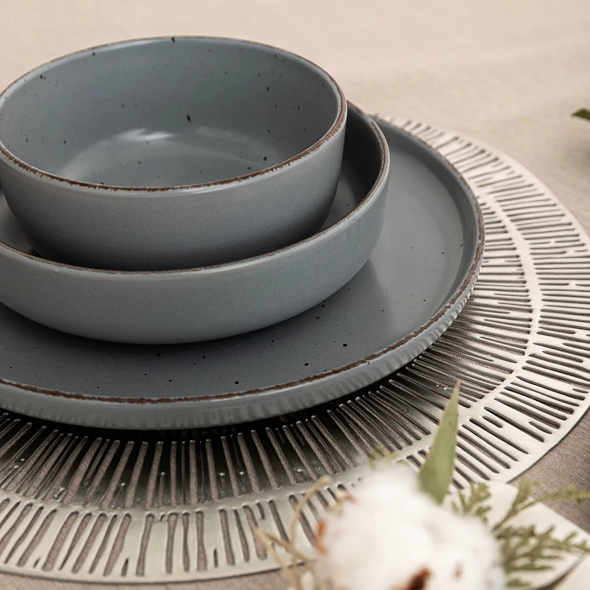 Bol pour aperitifs quid duna gris ceramique 15 x 15 cm 12 unites s271245084. Notre mission chez Diaytar : démocratiser l'accès aux produits extraordinaires, sans rogner sur le design ou la qualité.