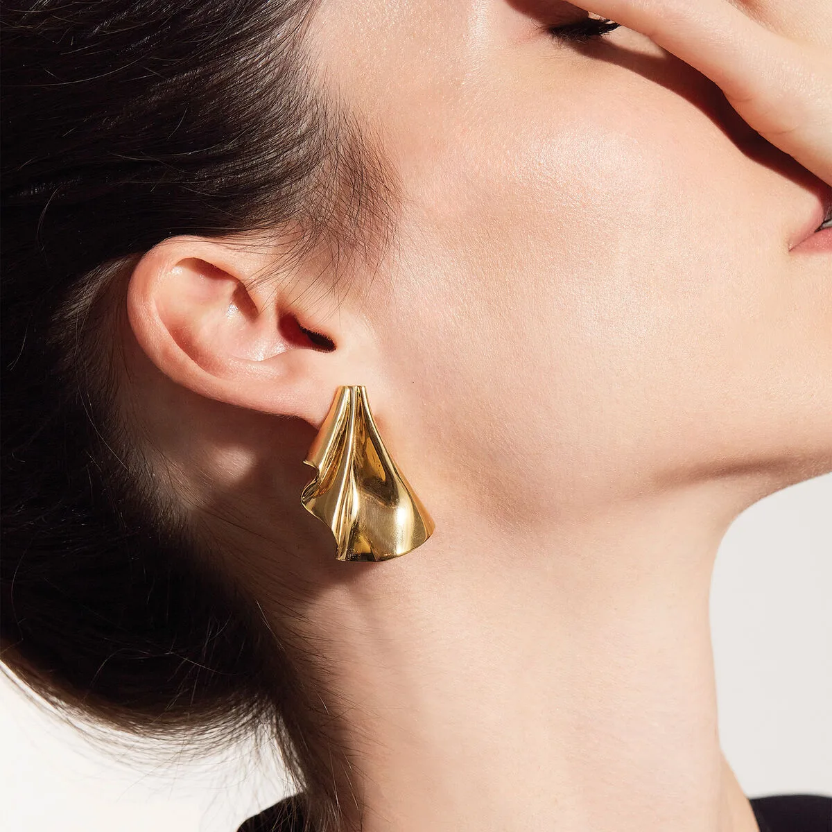 Boucles d oreilles femme breil tj3552 argent 925 s7210785322. Explorez la galerie virtuelle Diaytar et laissez-vous séduire par nos produits généraux tendance et nos inventions électroniques exclusives