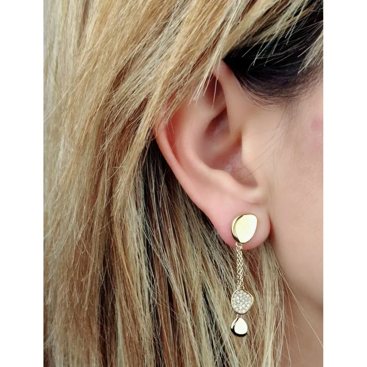 Boucles d oreilles femme calvin klein 35000212 argent 925 s7210513887. Chez Diaytar, nous transformons vos envies en réalité avec style.