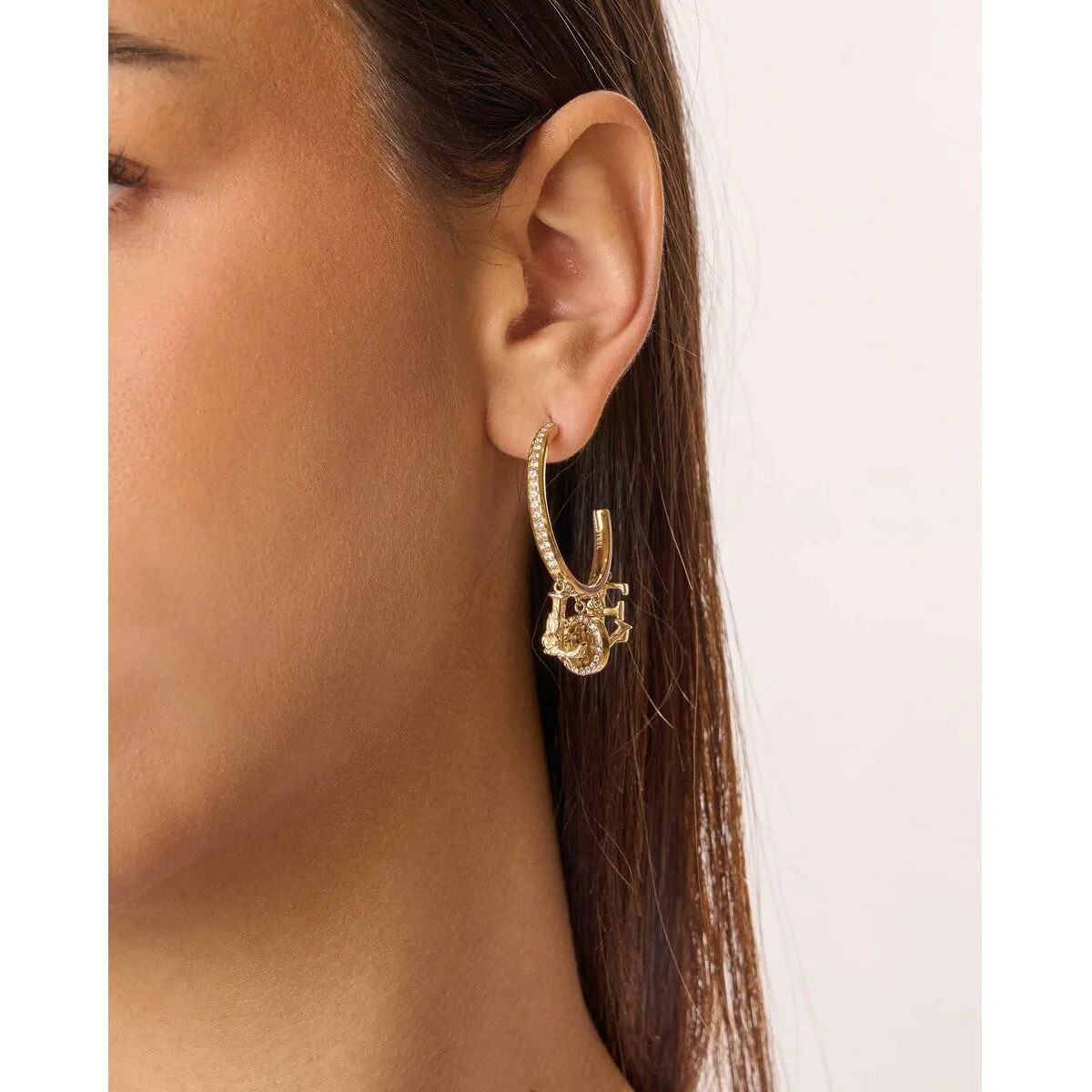 Boucles d oreilles femme guess s7211717623. Chez Diaytar, chaque détail compte pour votre satisfaction totale.