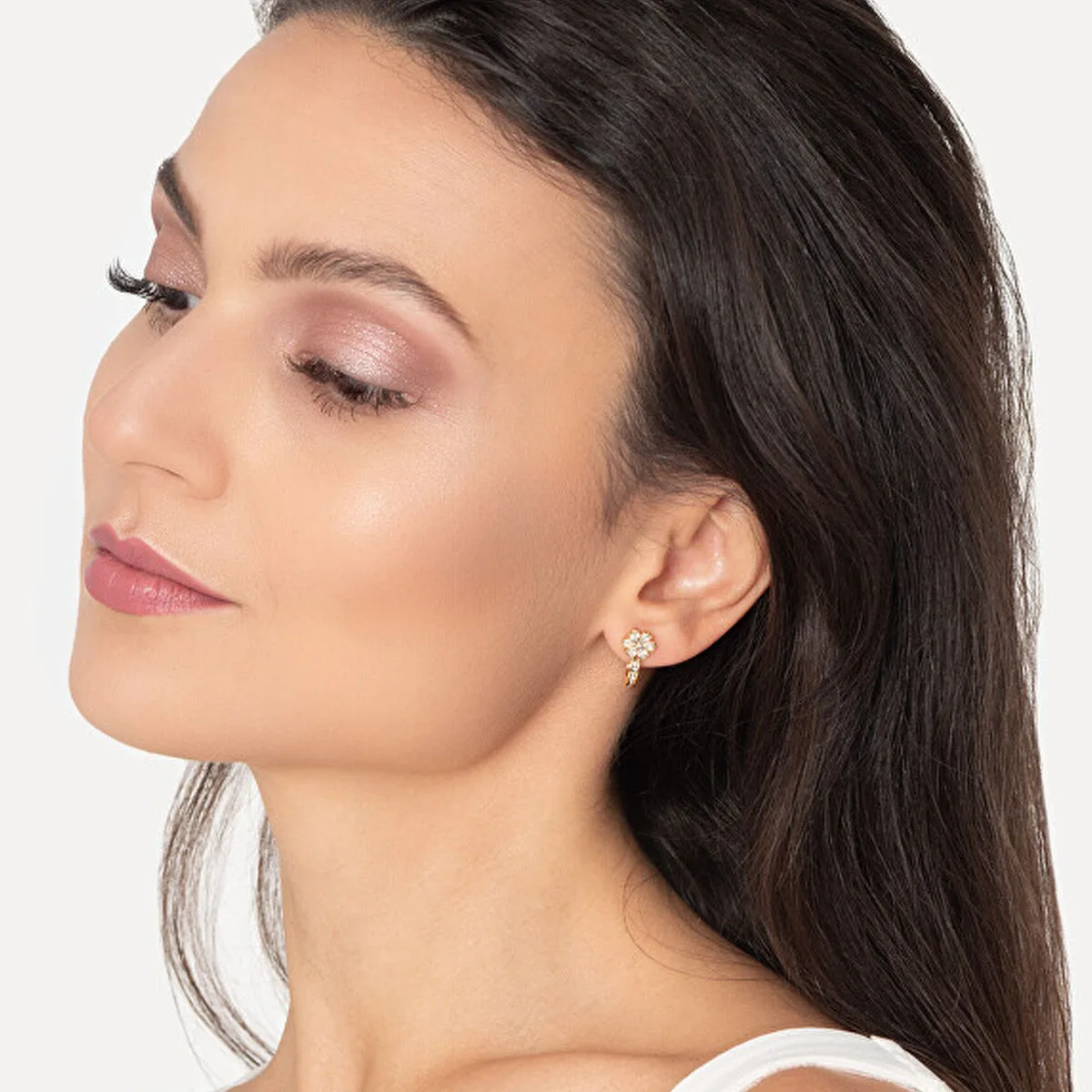 Boucles d oreilles femme guess s7211845394. Style et élégance se conjuguent parfaitement dans notre rayon mode Diaytar.