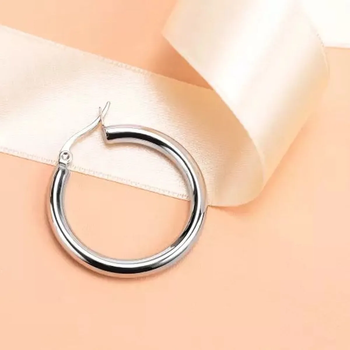 Boucles d oreilles femme la petite story lps02arq186 s721915458. Diaytar, c'est la rencontre parfaite entre modernité et authenticité.