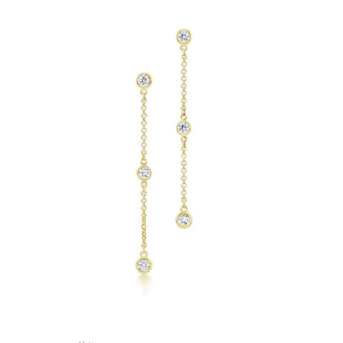 Boucles d oreilles femme liu jo lj2468 dore s7211048353. Diaytar, c'est la promesse tenue d'un e-commerce où l'émerveillement devant un produit simple est encore possible.