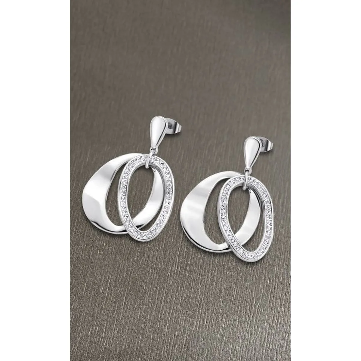 Boucles d oreilles femme lotus ls1672 4 1 s728067951. Soyez à la pointe de la tendance et de la technologie avec Diaytar, votre partenaire pour un shopping généraliste avisé