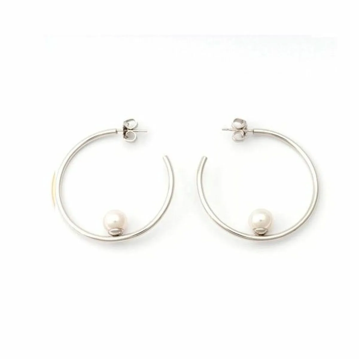 Boucles d oreilles femme majorica 16406 01 2 000 010 1 s721365581. Diaytar défend une idée forte : le shopping en ligne doit être une aventure qui éveille la curiosité et comble les besoins