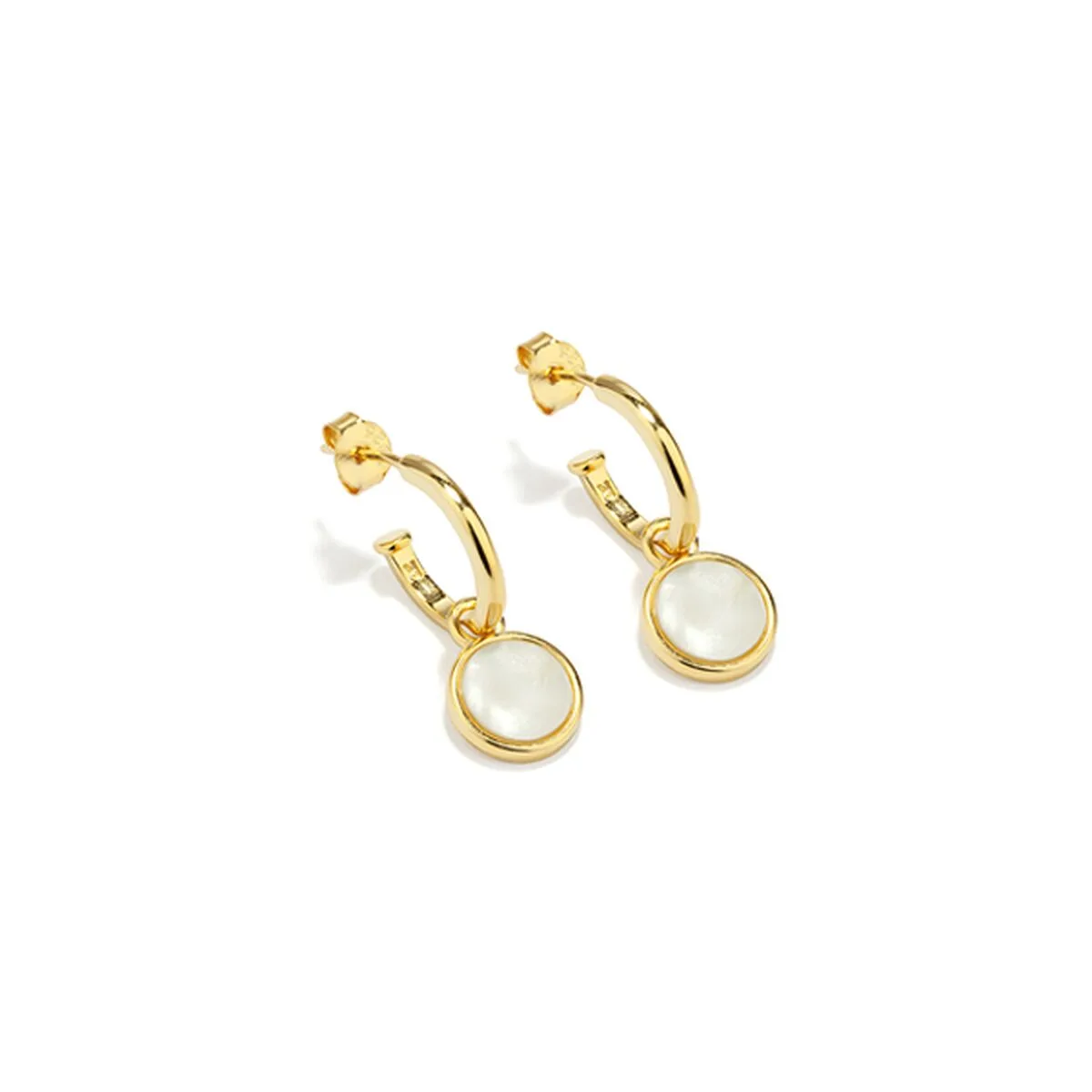Boucles d oreilles femme radiant ry000179 dore s729058259. Diaytar, c'est la promesse de découvrir au moins un produit qui vous fera dire 'Mais où était-il donc tout ce temps ?'.