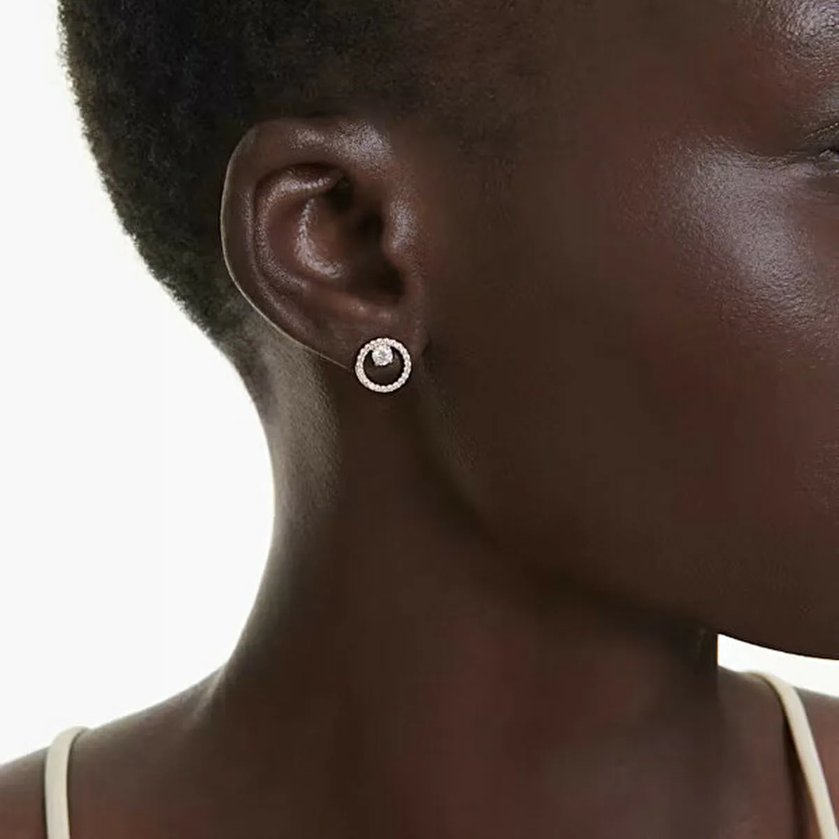 Boucles d oreilles femme swarovski 5692263 argent 925 s7210132121. Diaytar, c'est l'histoire d'une passion pour les bons produits, quels qu'ils soient, et du désir de les partager avec vous