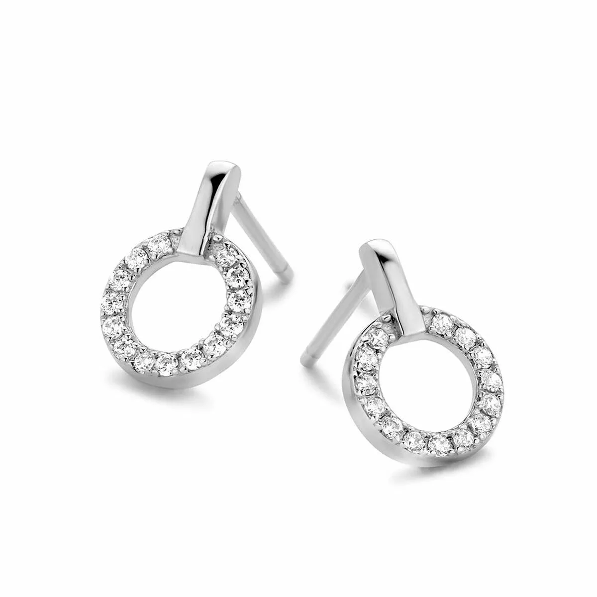 Boucles d oreilles new bling 9nb 0444 pierre s7210321511. Diaytar s'adresse à tous ceux qui considèrent que le choix d'un produit, même basique, est une expression de leur personnalité
