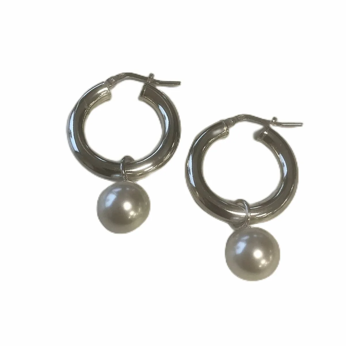 Boucles d oreilles new bling 9nb 0838 s7210323139. Diaytar, c'est le hub où se connectent les créateurs de produits géniaux et les clients qui les attendaient sans le savoir.