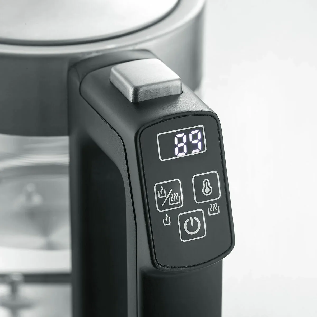 Bouilloire severin wk 3458 noir acier inoxydable 1100 w 500 ml s9112031796. Diaytar, c'est l'alliance inattendue entre la rigueur suisse et la créativité italienne, appliquée au produit généraliste.