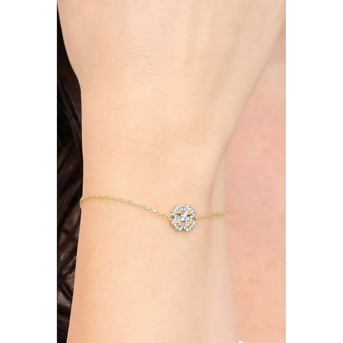 Bracelet femme amen brqclgbz s727096124. Diaytar, c'est le hub où se connectent les créateurs de produits géniaux et les clients qui les attendaient sans le savoir.
