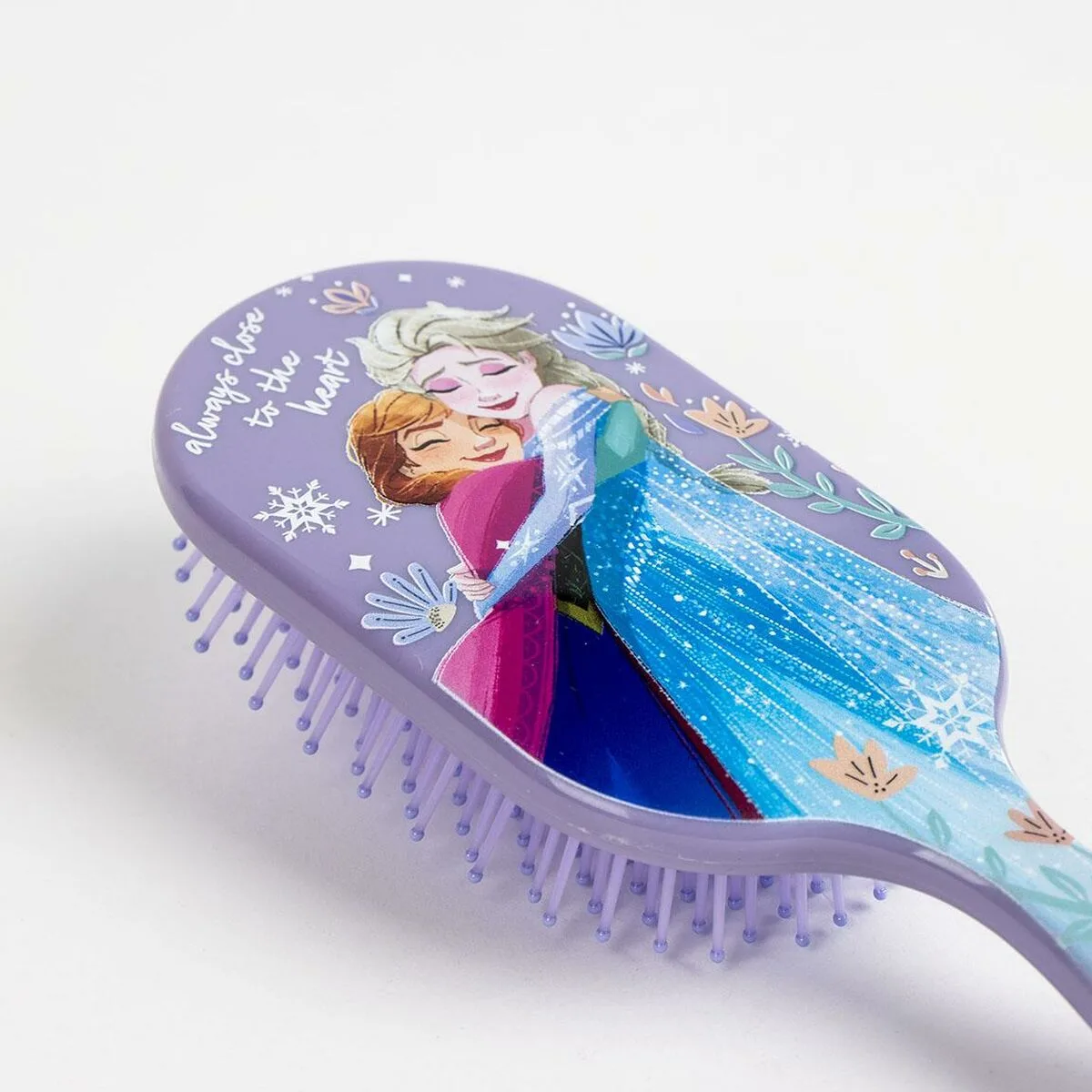 Brosse demelante frozen bleu 100 abs s074111133. Diaytar révolutionne votre expérience d'achat en ligne avec une curation unique de produits tendance, high-tech et lifestyle