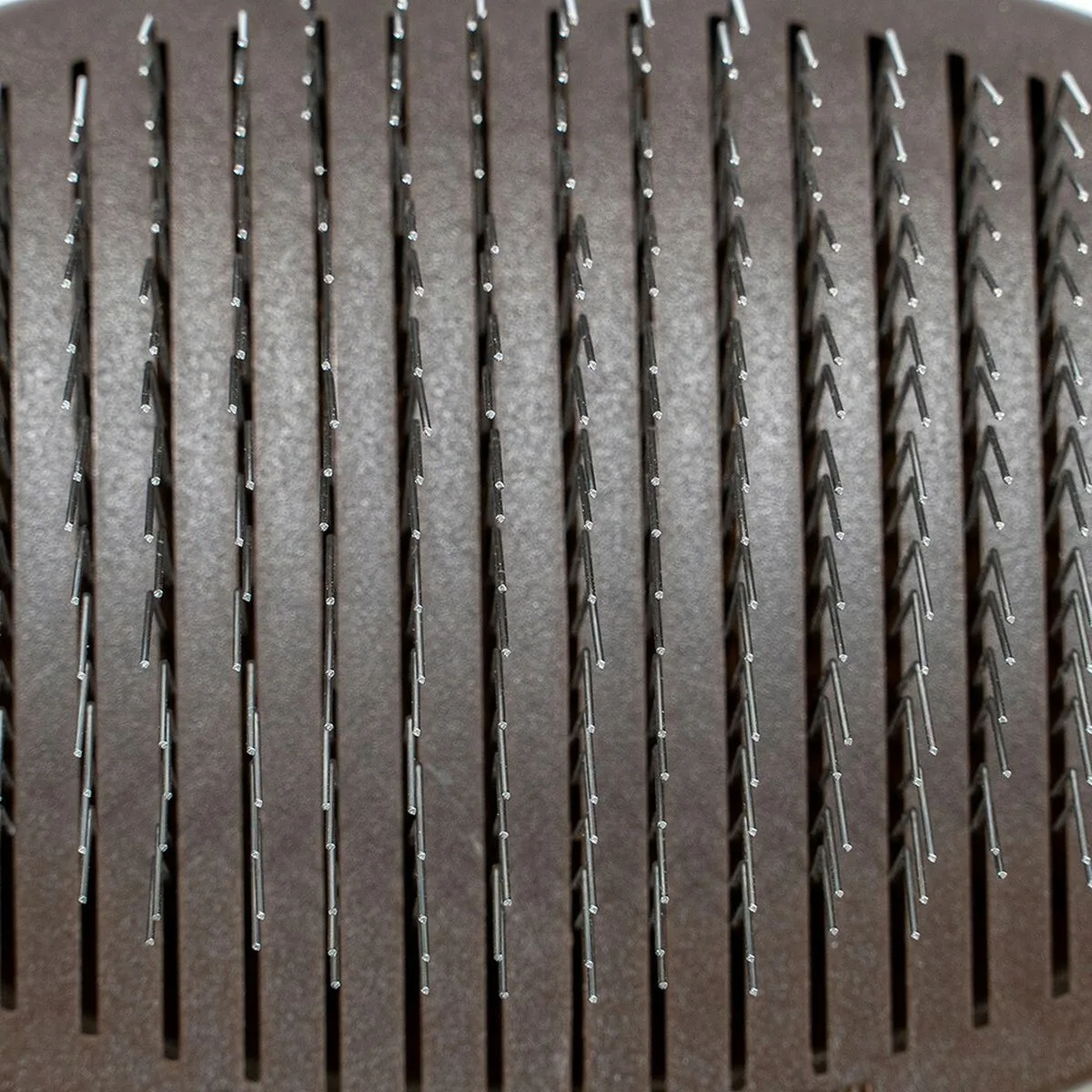 Brosse pour carder gloria auto nettoyant s610052389. Nous avons infusé Diaytar avec une dose massive de passion pour le produit. Contagieux : vous allez l'attraper.