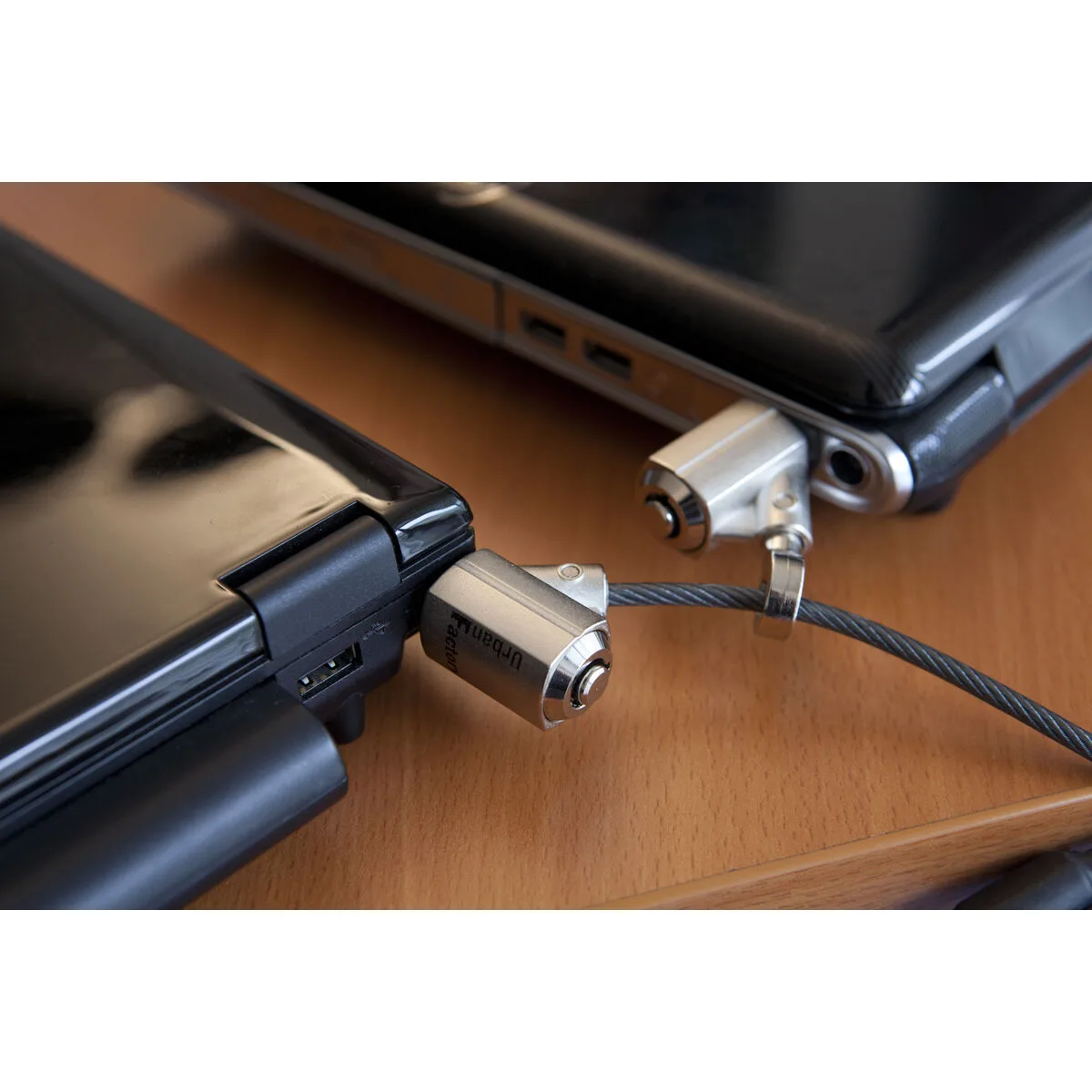 Cable de securite urban factory crs02uf 2 m s5517167070. Diaytar réinvente votre quotidien avec des objets déco pleins de charme.