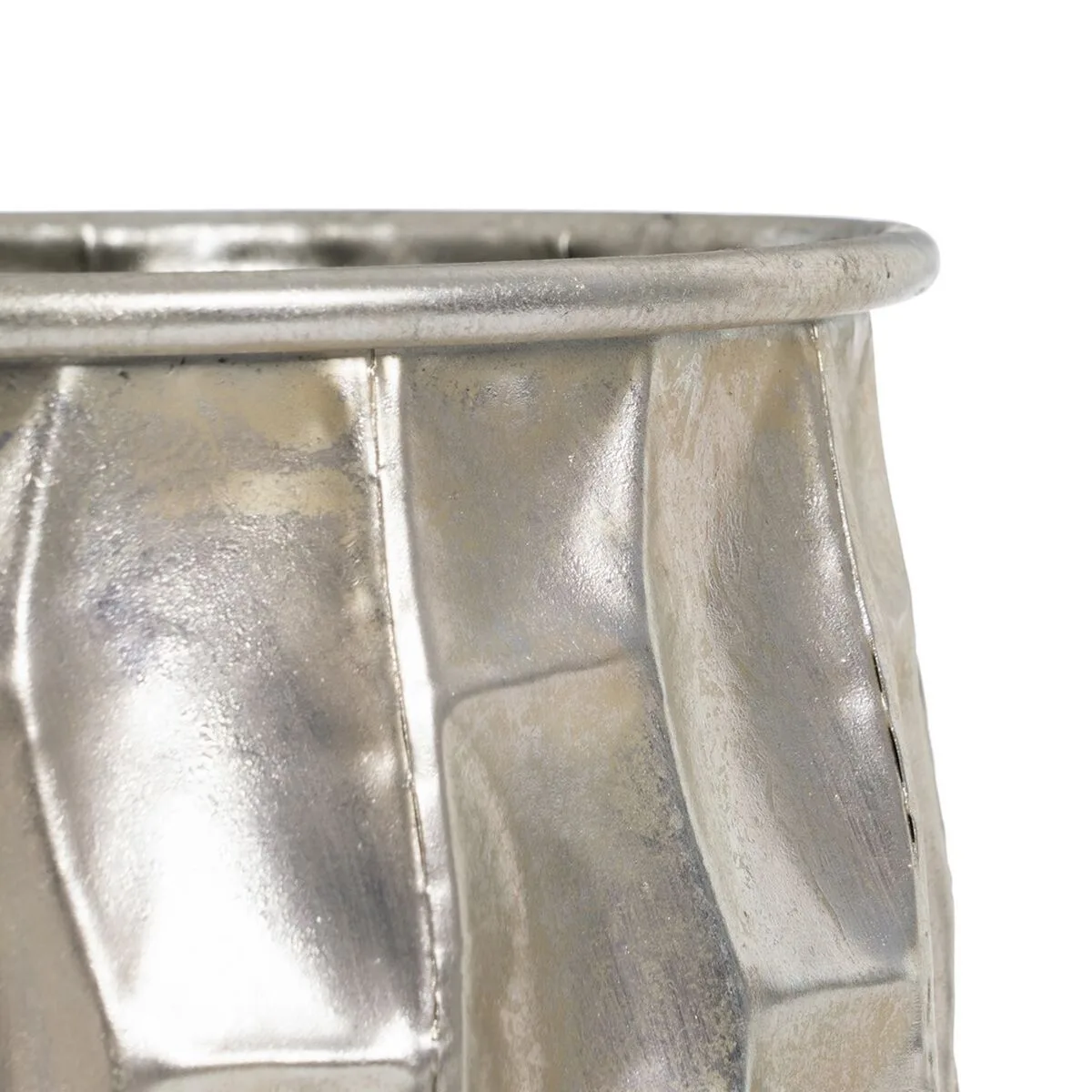 Cache pot argente fer 30 x 30 x 44 5 cm s880438694. Avec Diaytar, profitez d'une sélection généraliste qui a du caractère et qui reflète les aspirations de notre époque