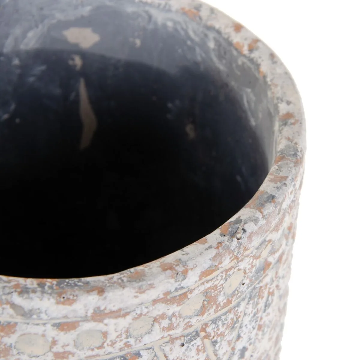 Cache pot gris ciment 13 x 13 x 20 cm s880654428. Diaytar s'adresse à tous ceux qui considèrent que le choix d'un produit, même basique, est une expression de leur personnalité
