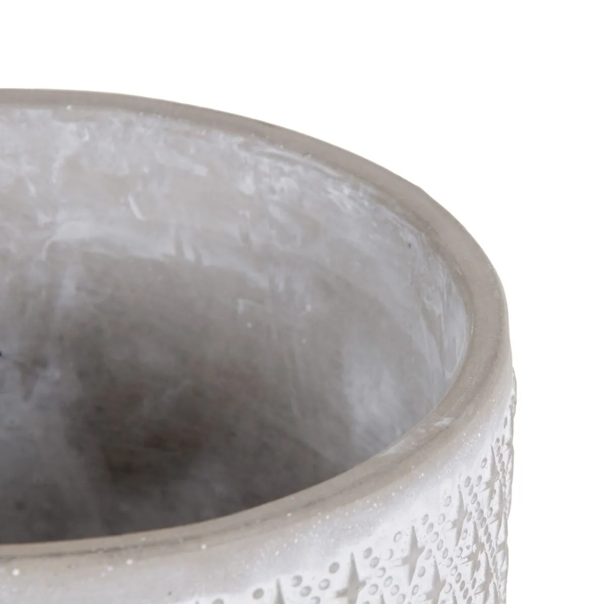 Cache pot gris ciment 18 x 18 x 17 cm s880654890. Notre mantra chez Diaytar : un produit, un sourire. Nous mesurons notre succès à votre satisfaction instantanée.