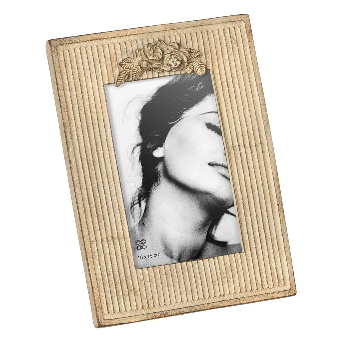 Cadre photo beige polyresine 17 2 x 2 5 x 22 2 cm s880537038. Diaytar incarne le renouveau du commerce en ligne : authentique, engagé et résolument tourné vers l'avenir.