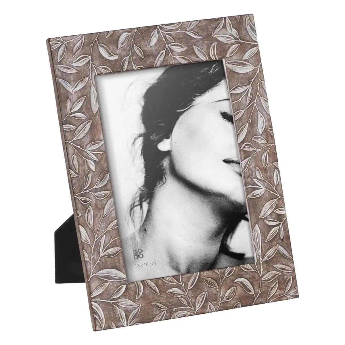 Cadre photo beige polyresine 18 5 x 1 5 x 23 5 cm s880545041. Nous sélectionnons pour Diaytar des produits qui ont une histoire, une âme, et qui sauront trouver une place dans la vôtre.