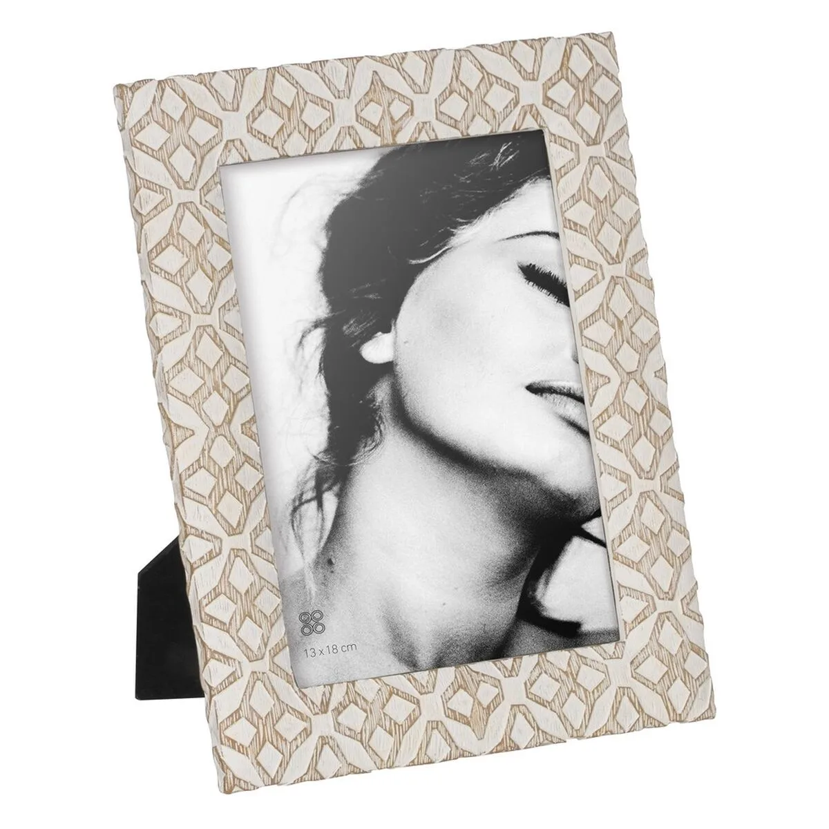 Cadre photo blanc beige polyresine 17 8 x 1 8 x 22 9 cm s880533384. Nous sélectionnons pour Diaytar des produits qui ont une histoire, une âme, et qui sauront trouver une place dans la vôtre.