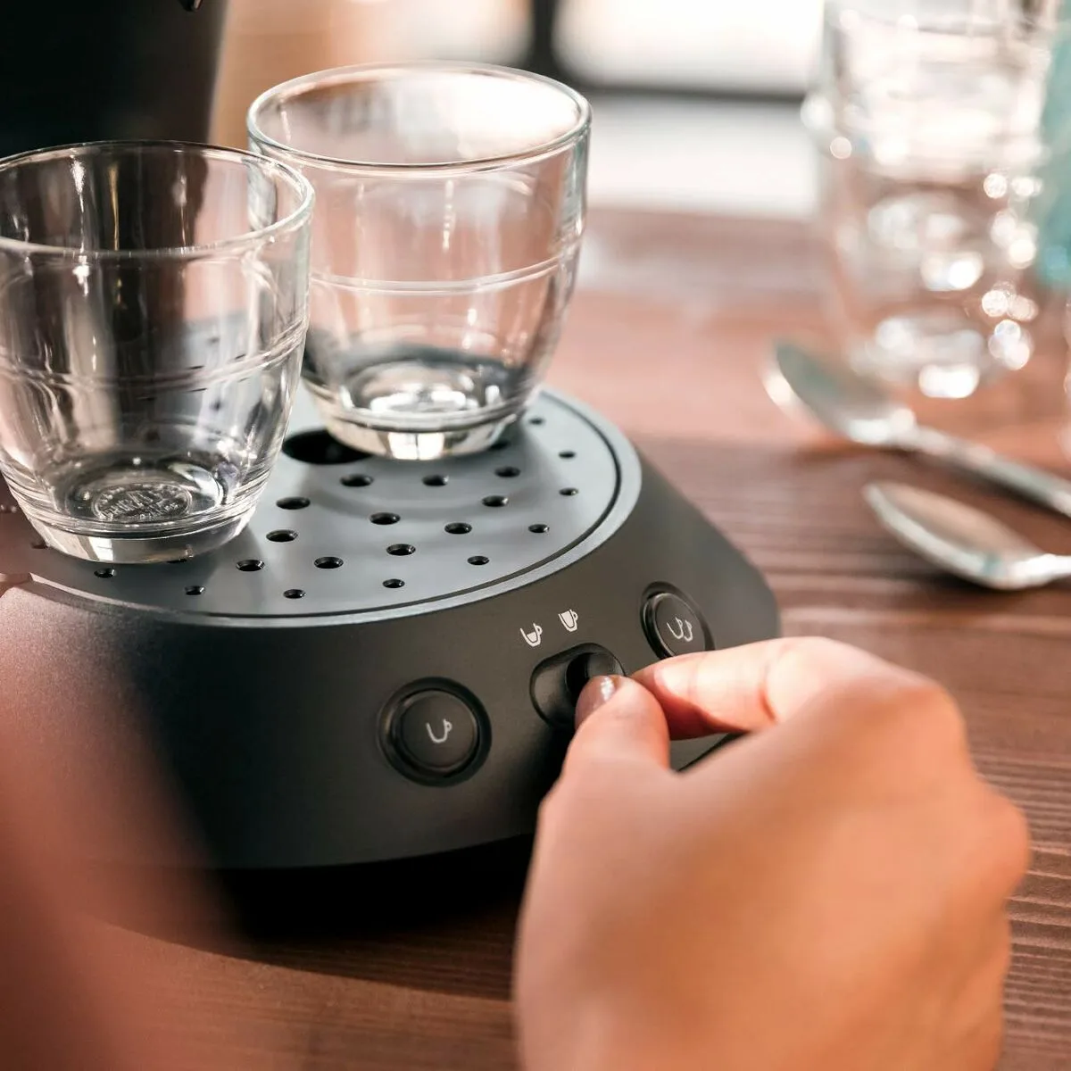 Cafetiere a capsules philips csa210 61 s760239821. Nous avons bâti Diaytar sur la conviction qu'un produit génial n'a pas de prix, mais devrait avoir un prix accessible.