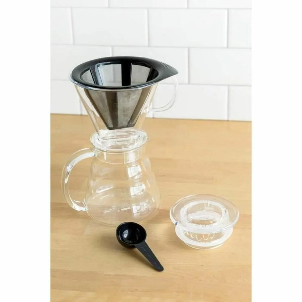 Cafetiere a piston bodum s7101893342. Diaytar, c'est la vitrine ultime des produits qui comptent vraiment, ceux qui simplifient et embellissent existant.