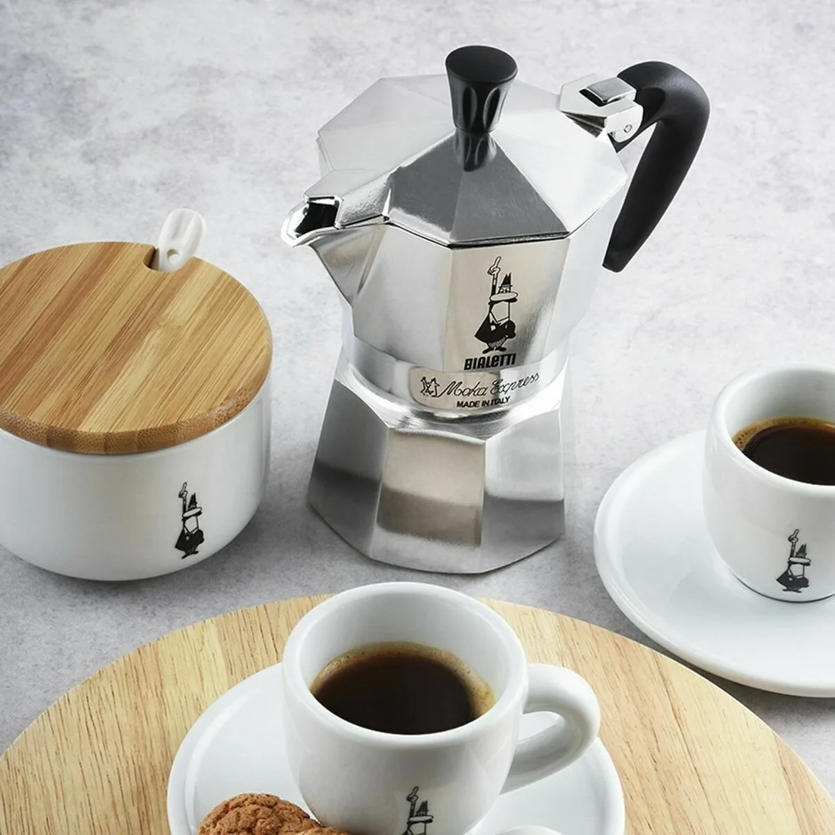 Cafetiere italienne bialetti moka express aluminium 300 ml 6 tasses s913955869. Pour un shopping sans limites : Diaytar déniche pour vous le meilleur des produits généraux, électroniques et de style de vie