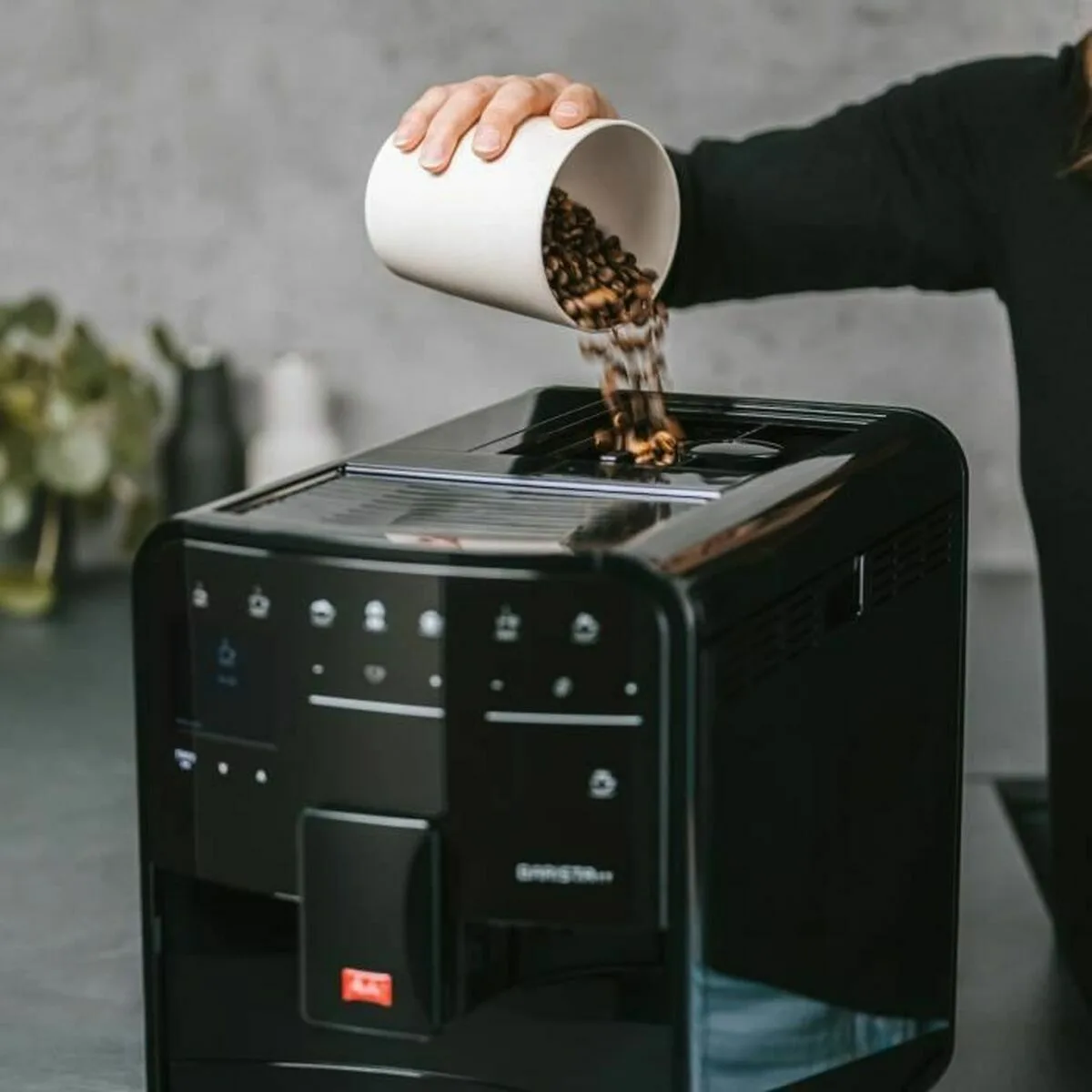 Cafetiere superautomatique melitta f83 0 003 noir 1450 w 15 bar s046539036. Chez Diaytar, nous valorisons autant la fonction que la forme dans chaque produit que nous ajoutons à notre collection