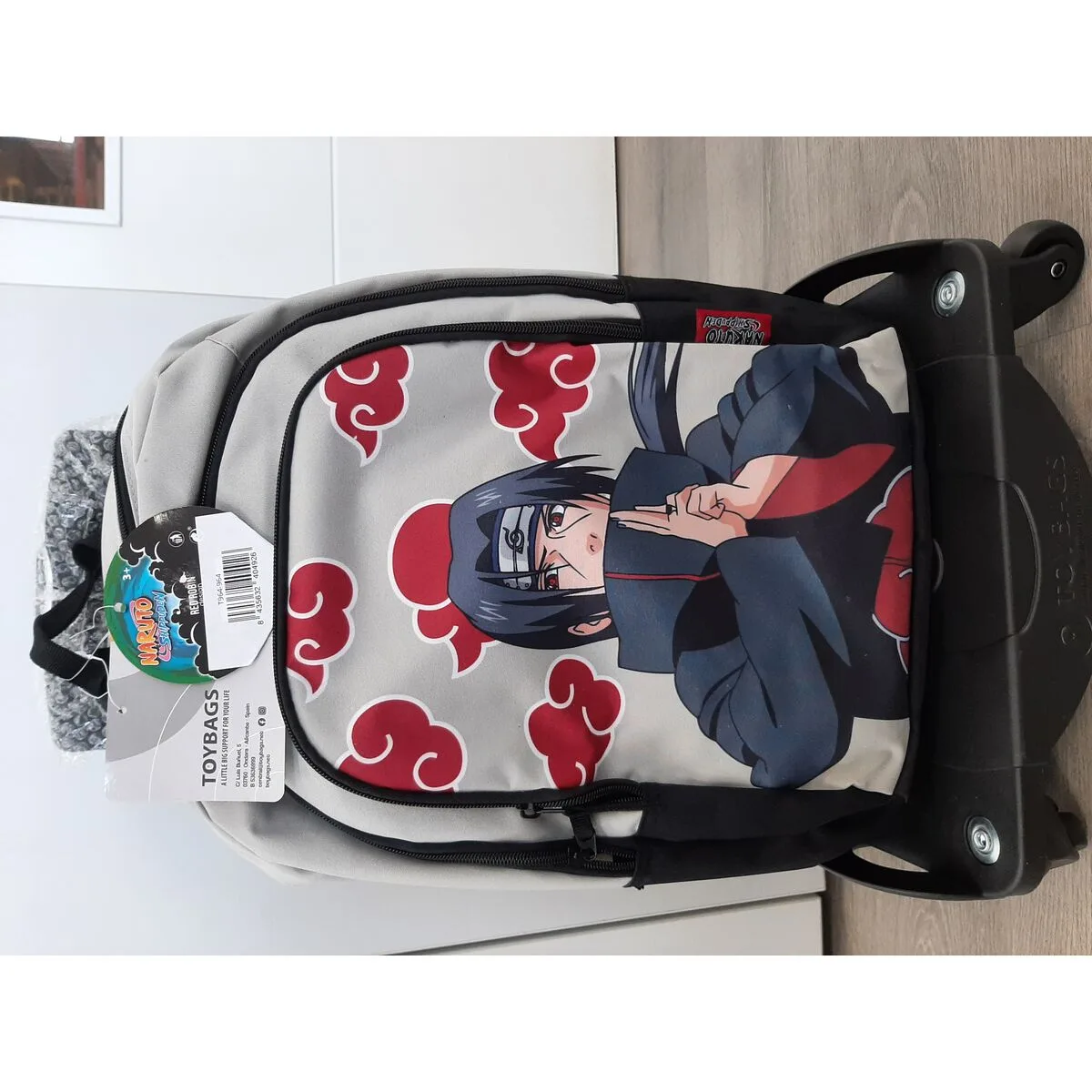 Cartable a roulettes naruto itachi 44 x 30 x 20 cm s243610851. Diaytar, c'est l'histoire d'une passion pour les bons produits, quels qu'ils soient, et du désir de les partager avec vous